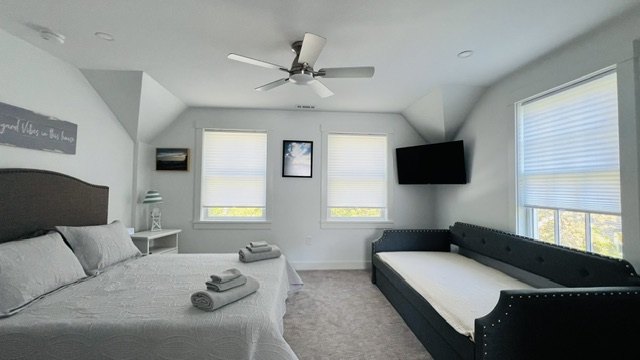Oak Bluffs Pool House photo 15